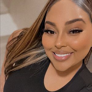 Meet your Posher, Massiely